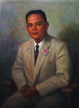 Memorial photograph of Henry Araneta