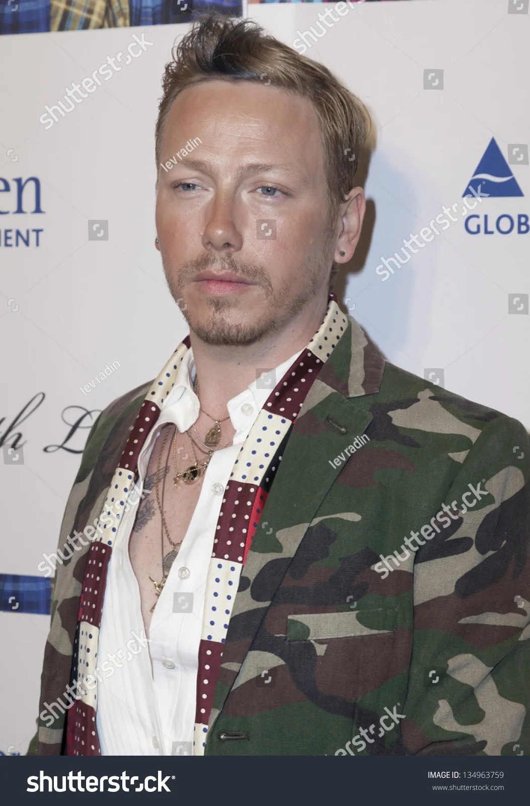 Christian, Eric Damon